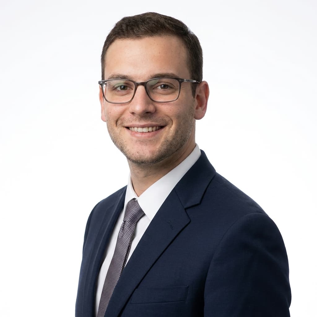 Portrait professionnel généré par CVScore — personne 4, fond blanc